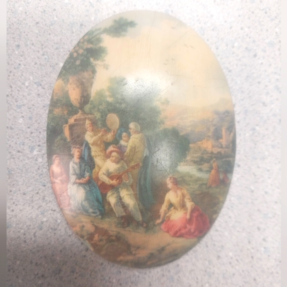 Vintage Porcelain Cameo